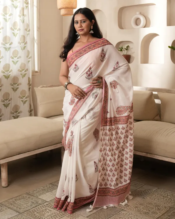 Multicolour_Cotton_Butta_Hblock_Print_Mul_Saree_With_Tassels_For_Women